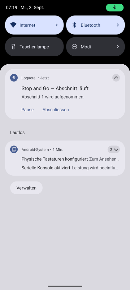 Benachrichtigungsmenü mit den Knöpfen Pause und Abschliessen für eine laufende Stop-and-Go-Sitzung